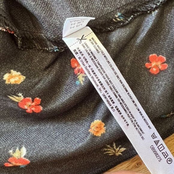 Free People Intimately Womens Black Floral Spaghetti Strap Ruffle Cami Top Med - Picture 8 of 9